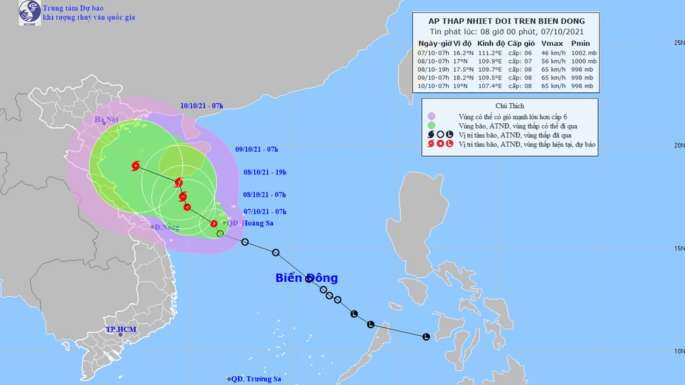 Áp thấp nhiệt đới trên Biển Đông. Ảnh: TTDBKTTVQG 