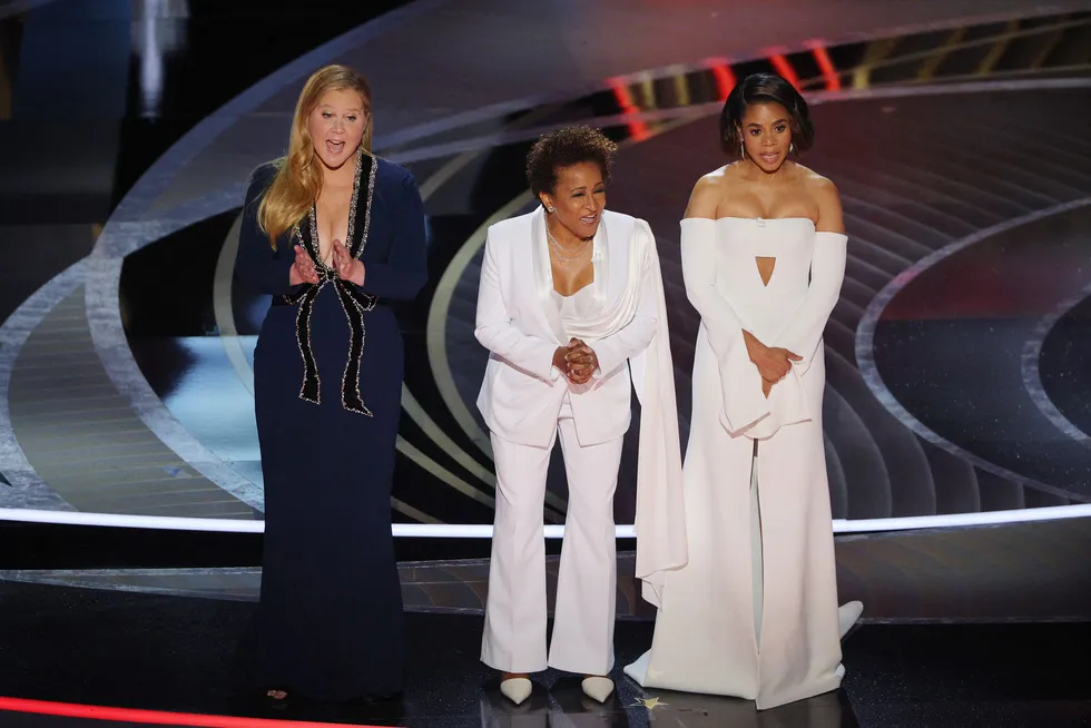 Phim “CODA” trở thành phim hay nhất Oscar lần thứ 94 ảnh 1