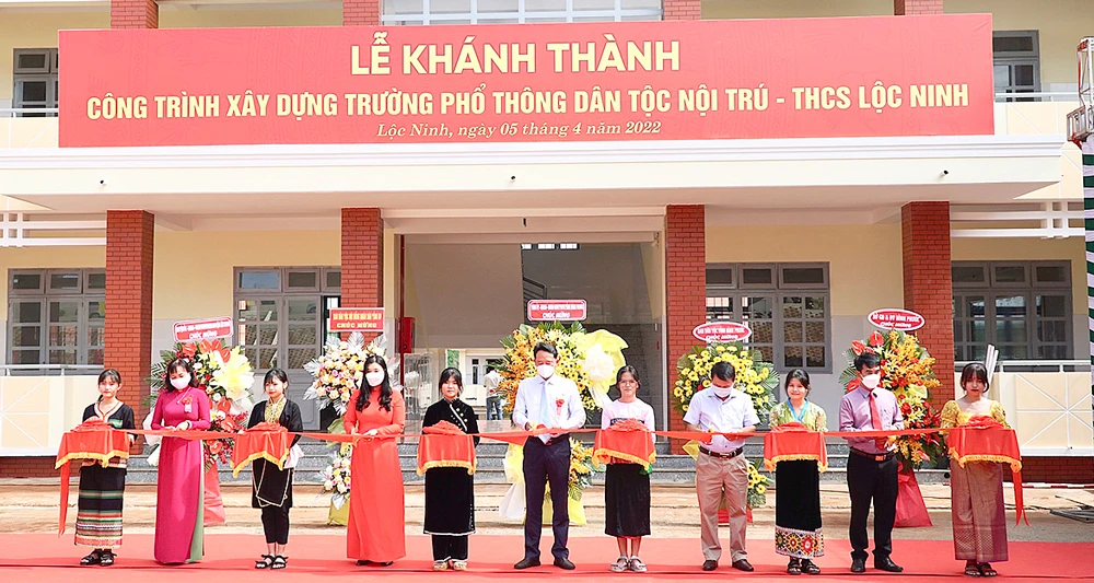 Lễ khánh thành Trường Phổ thông Dân tộc nội trú - THCS Lộc Ninh