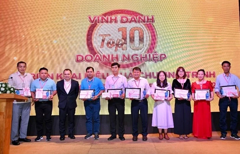 Vinh danh top 10 Đối tác triển khai hiệu quả chương trình phúc lợi MOVI trong 6 tháng đầu năm 2022