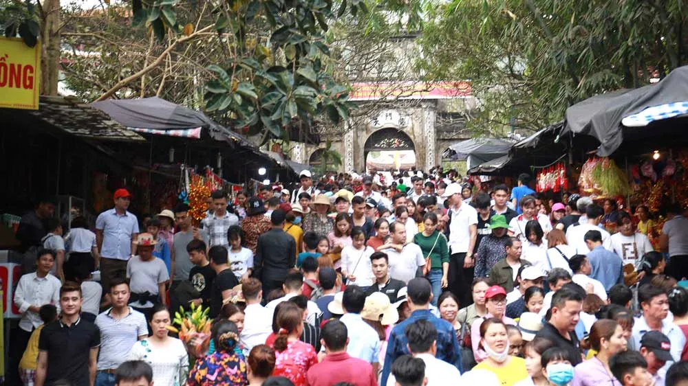 Lễ hội chùa Hương năm 2019, trước khi xảy ra đại dịch Covid-19