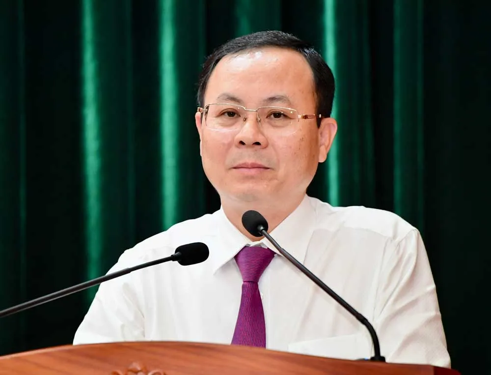 Phó Bí thư Thành ủy TPHCM Nguyễn Văn Hiếu phát biểu tại buổi thăm. Ảnh: VIỆT DŨNG