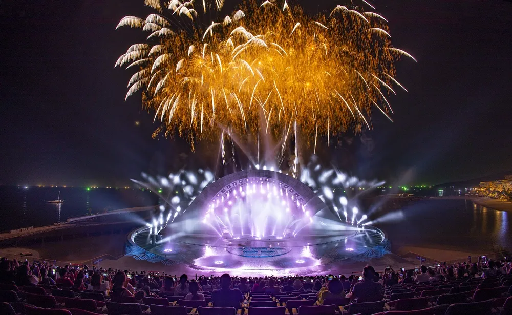 Show diễn Kiss The Stars Show diễn Kiss The Stars