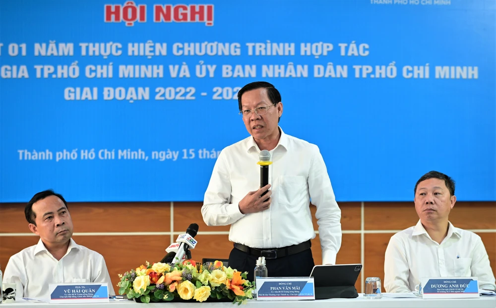 Chủ tịch UBND TPHCM Phan Văn Mãi phát biểu tại hội nghị sơ kết công tác phối hợp giữa TPHCM và ĐH Quốc gia TPHCM. Ảnh: THANH HÙNG