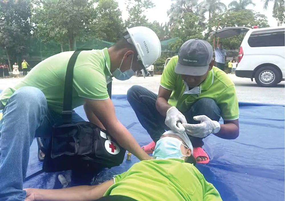 Xử lý sơ cứu ban đầu cho các nạn nhân
