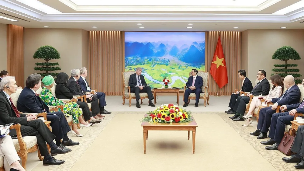 Thủ tướng Phạm Minh Chính tiếp Thượng nghị sĩ bang Oregon Jeff Merkley, Trưởng đoàn nghị sĩ Liên bang Hoa Kỳ sang thăm và làm việc tại Việt Nam, sáng 8-4. Ảnh: VIẾT CHUNG Thủ tướng Phạm Minh Chính tiếp Thượng nghị sĩ bang Oregon Jeff Merkley, Trưởng đoàn nghị sĩ Liên bang Hoa Kỳ sang thăm và làm việc tại Việt Nam, sáng 8-4. Ảnh: VIẾT CHUNG