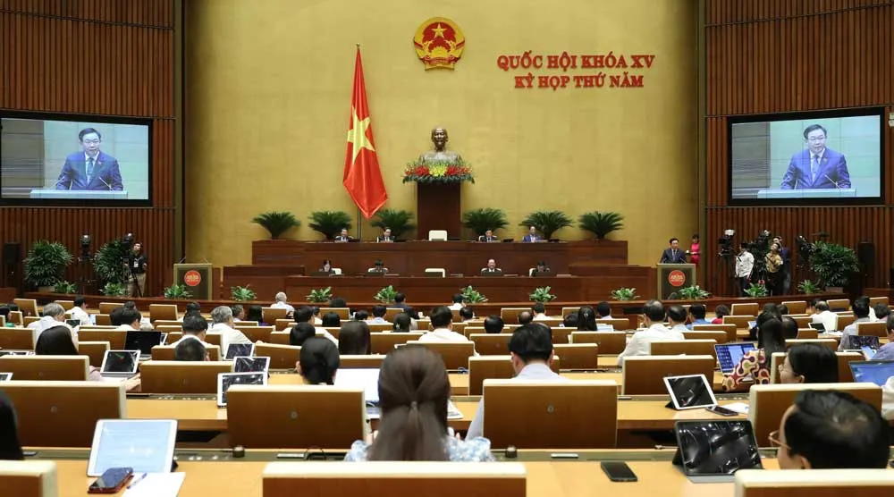 Chủ tịch Quốc hội Vương Đình Huệ phát biểu chiều 7-6. Ảnh: QUANG PHÚC Chủ tịch Quốc hội Vương Đình Huệ phát biểu chiều 7-6. Ảnh: QUANG PHÚC