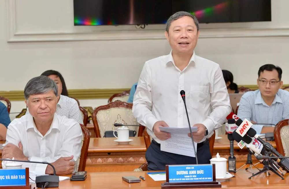 Phó Chủ tịch UBND TPHCM Dương Anh Đức phát biểu. Ảnh: CAO THĂNG