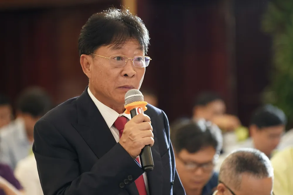 Ông Phạm Trung Kiên, Phó Trưởng Văn phòng đại diện Agribank khu vực miền Nam phát biểu. Ảnh: HOÀNG HÙNG