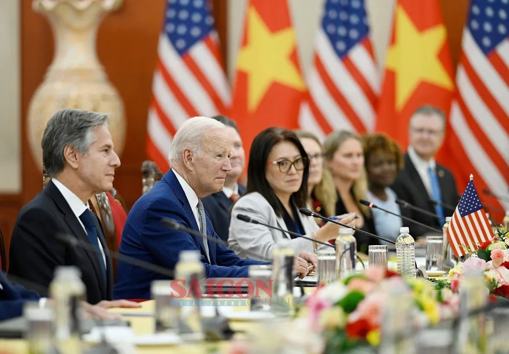 Tổng thống Joe Biden phát biểu tại hội đàm. Ảnh: VIẾT CHUNG