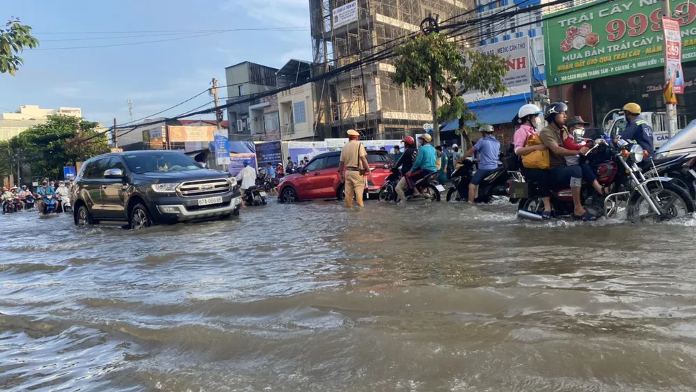 Cần Thơ và Vĩnh Long thường bị ảnh hưởng nặng khi triều cường xuất hiện