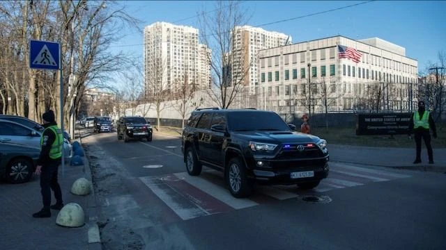 Đại sứ quán Mỹ tại Kiev, Ukraine. Ảnh: REUTERS