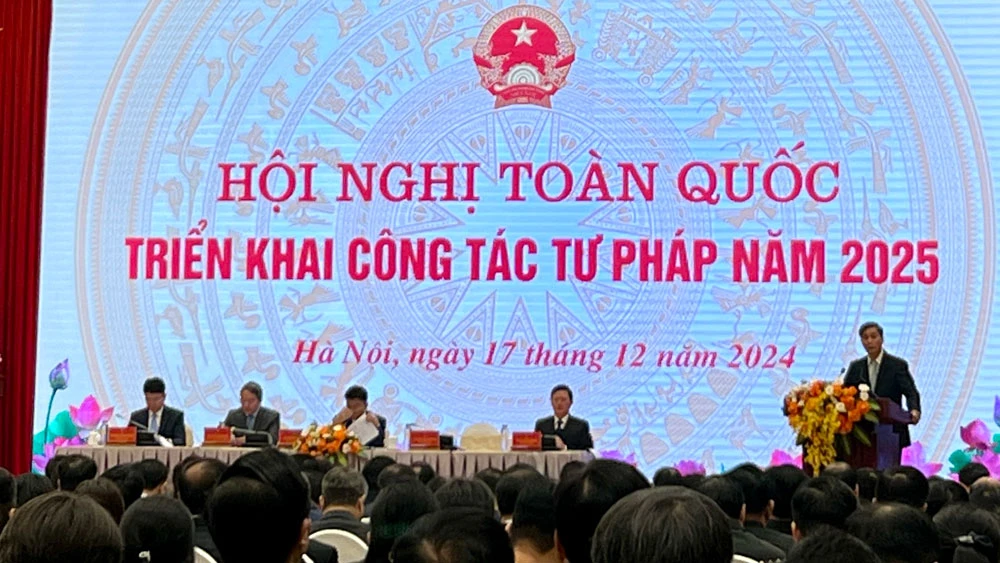 Quang cảnh hội nghị