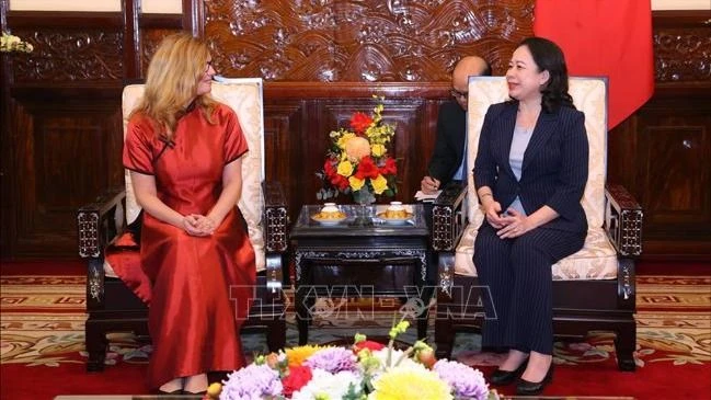 Phó Chủ tịch nước Võ Thị Ánh Xuân tiếp bà Silvia Danailov. Ảnh: TTXVN pctn-070125.jpg