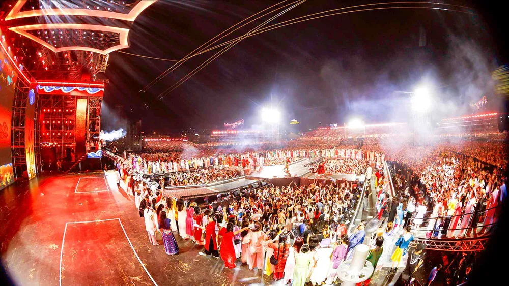 Sự kiện Concert Anh trai vượt ngàn chông gai thu hút hàng chục ngàn khán giả với khâu tổ chức theo quy chuẩn quốc tế