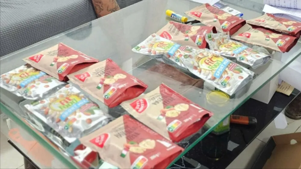Tang vật vụ án. Ảnh: CACC z6667935938458-08b3f7aace57b58697e29409fb9e6f15-9987-4310.jpg