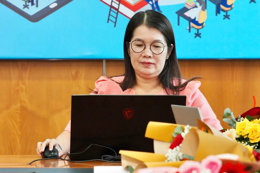 Th.S Nguyễn Thị Kim Phụng, Phó Giám đốc Trung tâm tuyển sinh và Quan hệ doanh nghiệp, Trường ĐH Tài chính Marketing TPHCM trả lời câu hỏi bạn đọc Báo SGGP. Ảnh: HOÀNG HÙNG f82b808e-6493-4024-ad86-f095b6a386a0.jpg