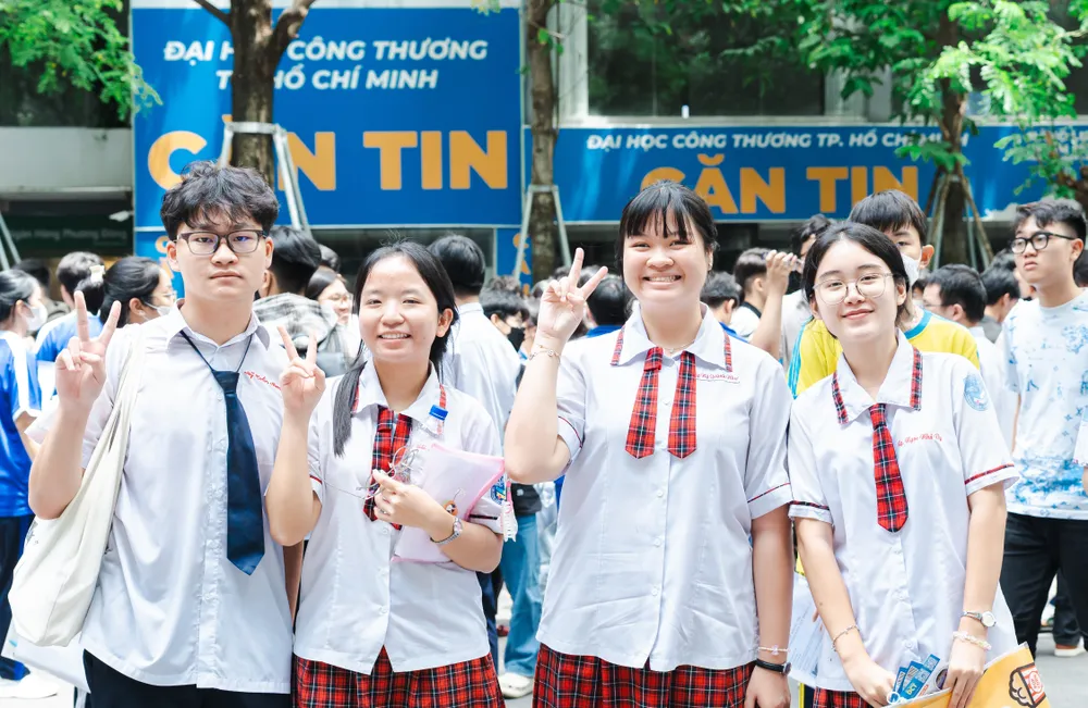 Thí sinh dự thi kỳ thi đánh giá năng lực đợt 2 năm 2025 do ĐHQG TPHCM tổ chức. Ảnh: THANH HÙNG W4b.jpg