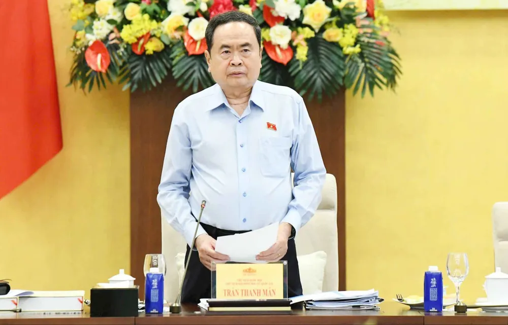 Chủ tịch Quốc hội Trần Thanh Mẫn chủ trì phiên họp thứ hai của Hội đồng Bầu cử quốc gia. Ảnh: VIẾT CHUNG 1.jpg