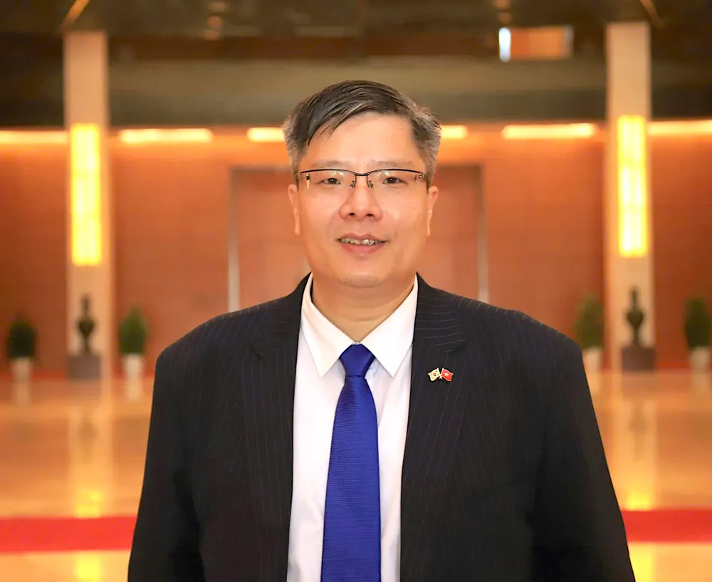 CN3 Ông Linh kiều bào.jpg
