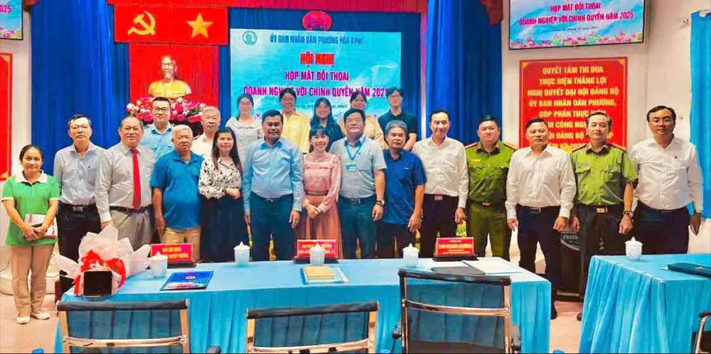 Quang cảnh hội nghị z7119588535578_3a50eafac12ba69cae4456b0203a4ef5.jpg