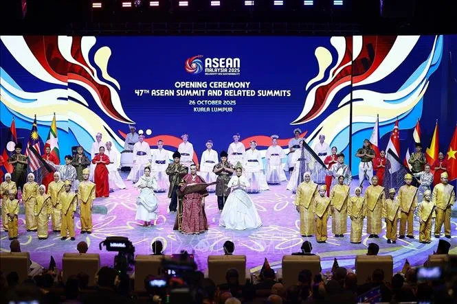 Chương trình nghệ thuật chào mừng Lễ khai mạc Hội nghị Cấp cao ASEAN lần thứ 47 thu-tuong-4.jpg