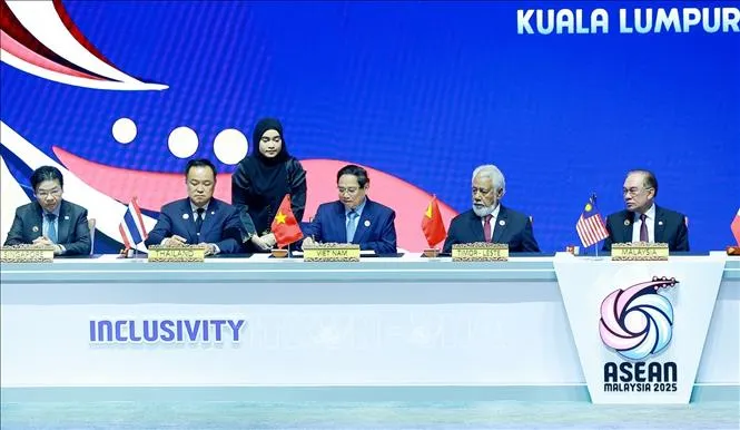 Thủ tướng Phạm Minh Chính ký Tuyên bố kết nạp Timor-Leste vào ASEAN thu-tuong-7.jpg