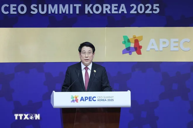 Chủ tịch nước Lương Cường phát biểu tại Hội nghị Thượng đỉnh Doanh nghiệp APEC 2025. Ảnh: TTXVN