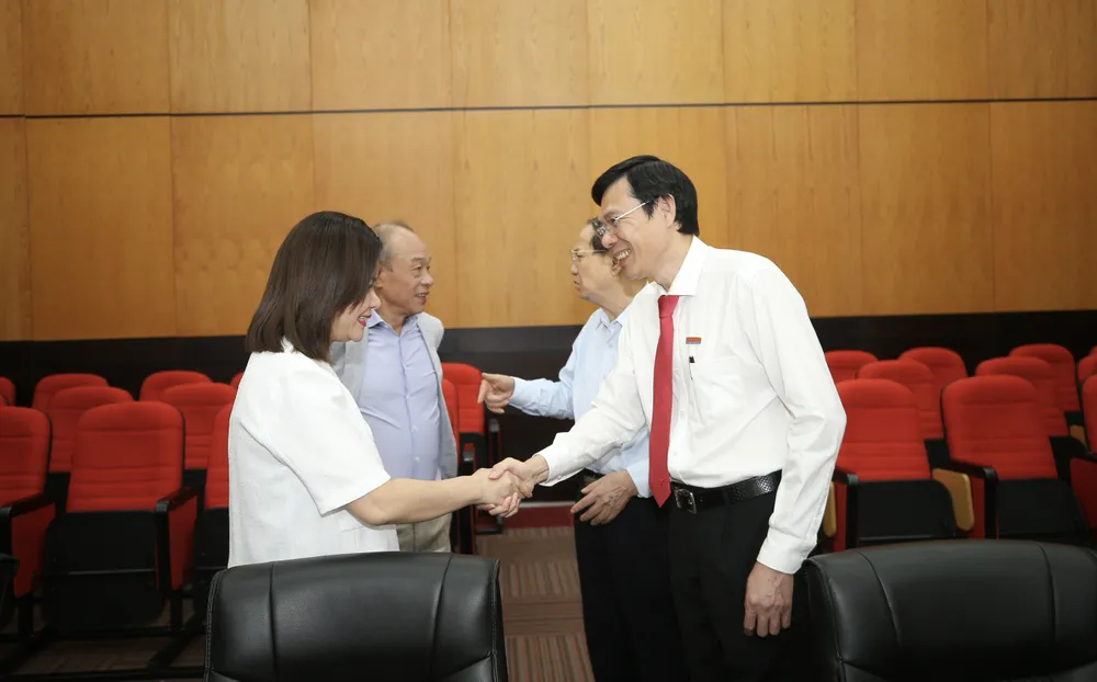 z7259603064996_c686890398d73be6a78e96a3f633f103 (1).jpg