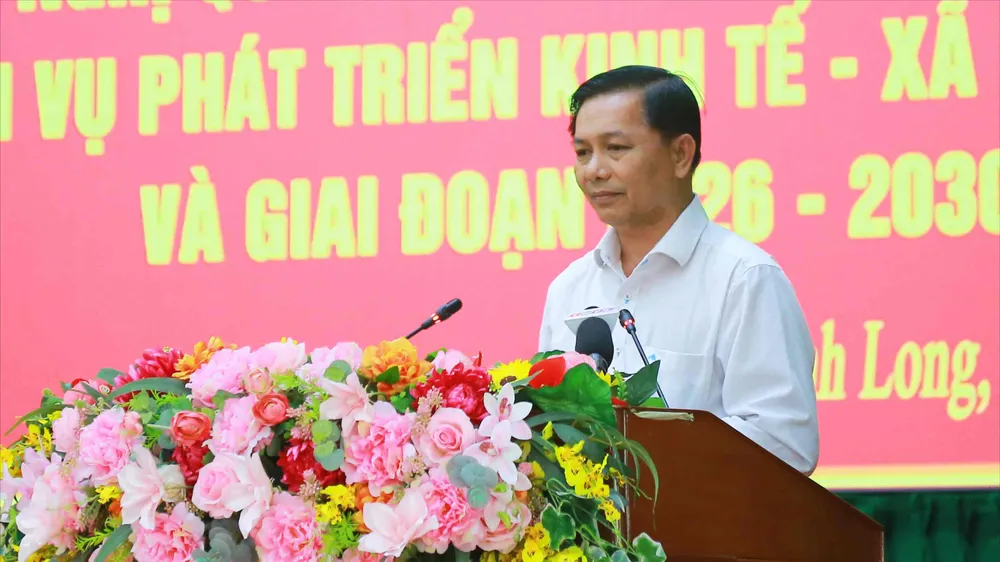 Bí thư Tỉnh uỷ Vĩnh Long phát biểu tại hội nghị