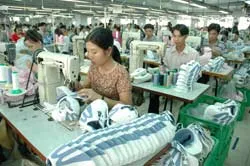 Kim ngạch xuất khẩu vượt kế hoạch, đạt trên 32 tỷ USD