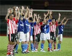 Những nỗi lo trước thềm V-League 2006 ảnh 1 Những nỗi lo trước thềm V-League 2006 ảnh 1