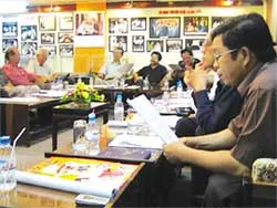 Họp mặt Ban biên soạn bộ sách lịch sử “Đất Việt nghìn năm”