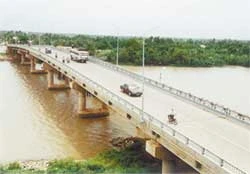 Ngưng thu phí cầu Ông Thìn