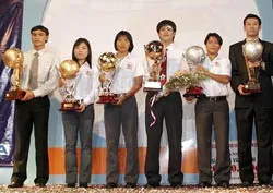 Tinh thần “Quả bóng vàng” ảnh 1 Tinh thần “Quả bóng vàng” ảnh 1
