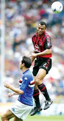 Cafu: “Tôi không bao giờ rời Milan” ảnh 1 Cafu: “Tôi không bao giờ rời Milan” ảnh 1