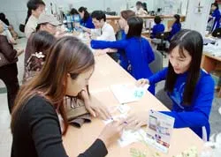 Tăng tốc phát triển để hội nhập
