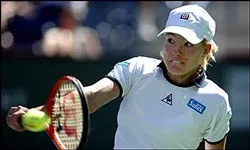 Henin và Mauresmo vào chung kết