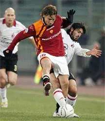 Serie A 2005-06 (vòng 26) ảnh 1