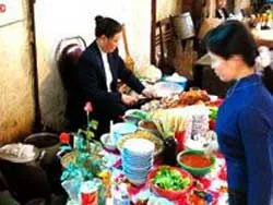 Ký giao ước thi đua 10 chương trình trọng tâm ảnh 2 Ký giao ước thi đua 10 chương trình trọng tâm ảnh 2