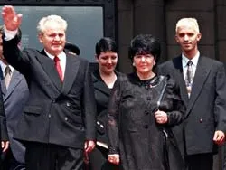 Cựu Tổng thống Milosevic có bị đầu độc?