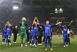 Middlesbrough, Rapid và Sevilla vào tứ kết ảnh 2