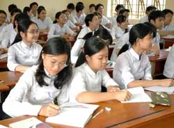 Triển khai chương trình ngoại ngữ 10 năm trong trường phổ thông