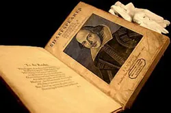 Đấu giá tuyển tập Shakespeare