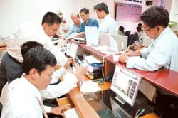 Cổ đông hào hứng bàn chuyện phát triển