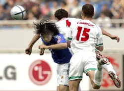 Iran đoạt chiếc vé cuối cùng vào tứ kết