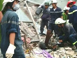 Tháo dỡ không an toàn làm sập nhà, 2 người thiệt mạng ảnh 2 Tháo dỡ không an toàn làm sập nhà, 2 người thiệt mạng ảnh 2