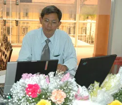 Hàng trăm bạn đọc gởi câu hỏi đến GS-TSKH Bành Tiến Long và TS Nguyễn Đức Nghĩa ảnh 8 Hàng trăm bạn đọc gởi câu hỏi đến GS-TSKH Bành Tiến Long và TS Nguyễn Đức Nghĩa ảnh 8