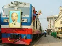 Tàu Thống Nhất 29 giờ chính thức vận hành