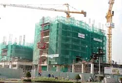 Bùng nổ cao ốc ảnh 2 Bùng nổ cao ốc ảnh 2